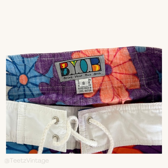 SOLD - Y2K FLOWER POWER SKIRT - Picture 5 of 6